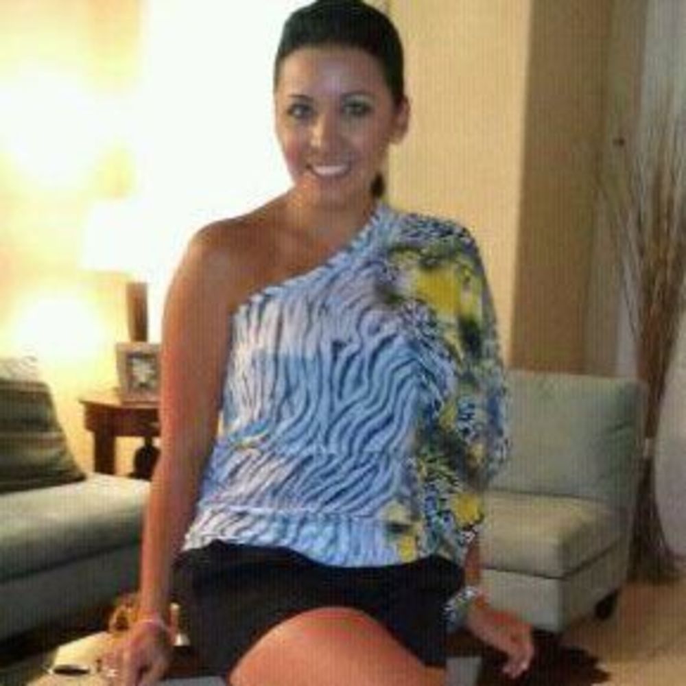 Meet your Posher, Carolina